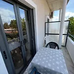 Ion Sea View 아파트