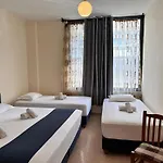 Ion Sea View 아파트
