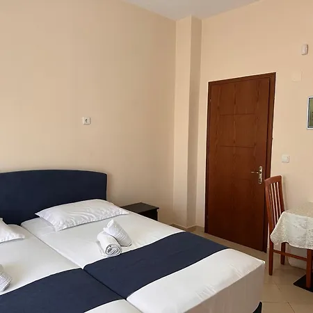 Ion Sea View Apartment