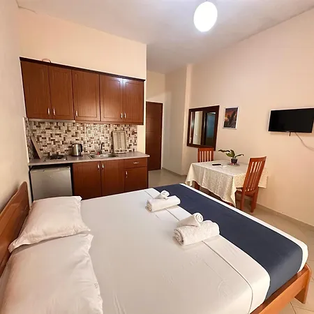 Ion Sea View 아파트 사밀