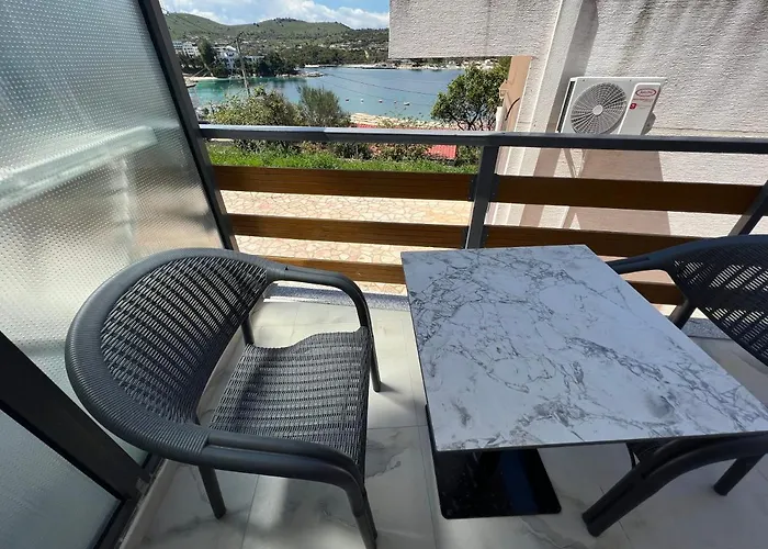 Apartment Ion Sea View *