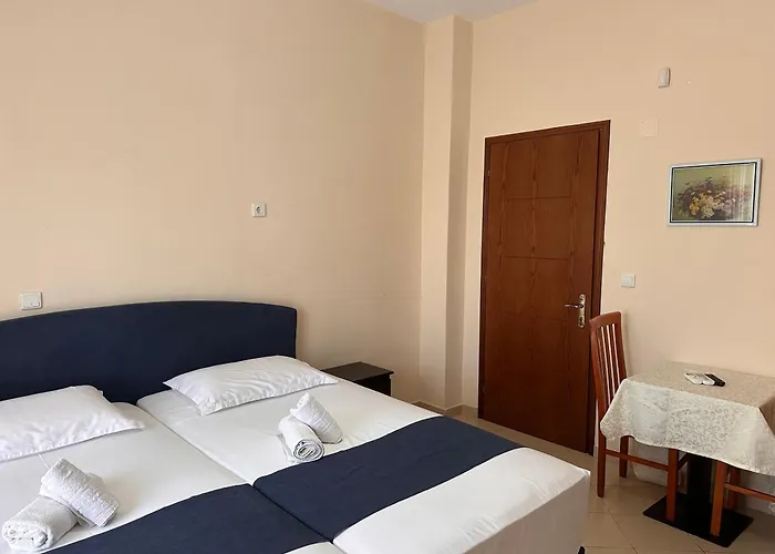Ion Sea View Apartment