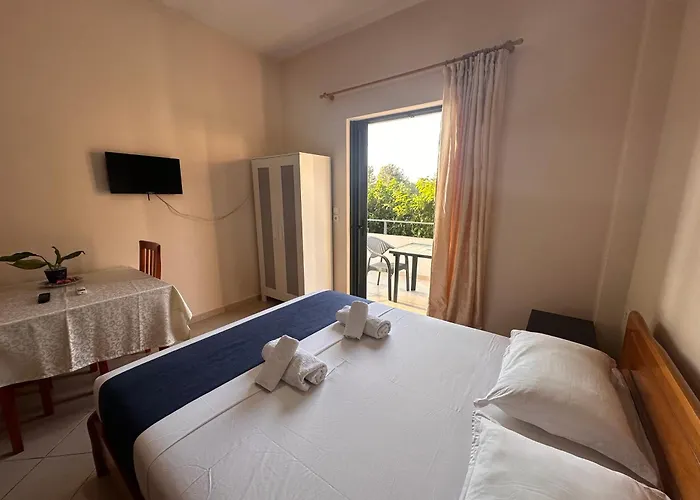 Ion Sea View Apartment *