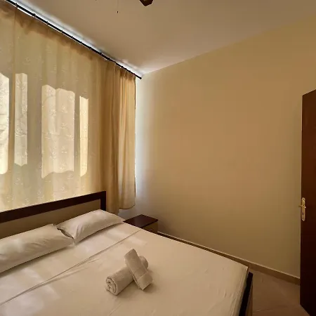 Ion Sea View Lejlighed *