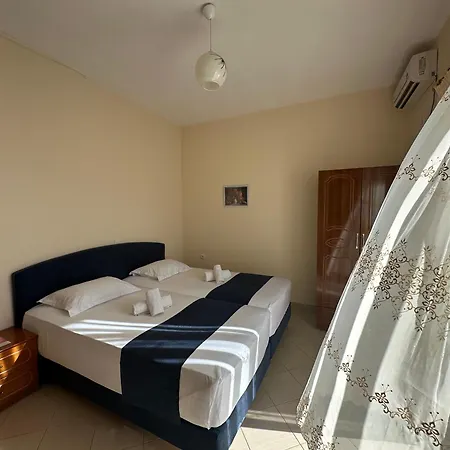 Ion Sea View Lejlighed *